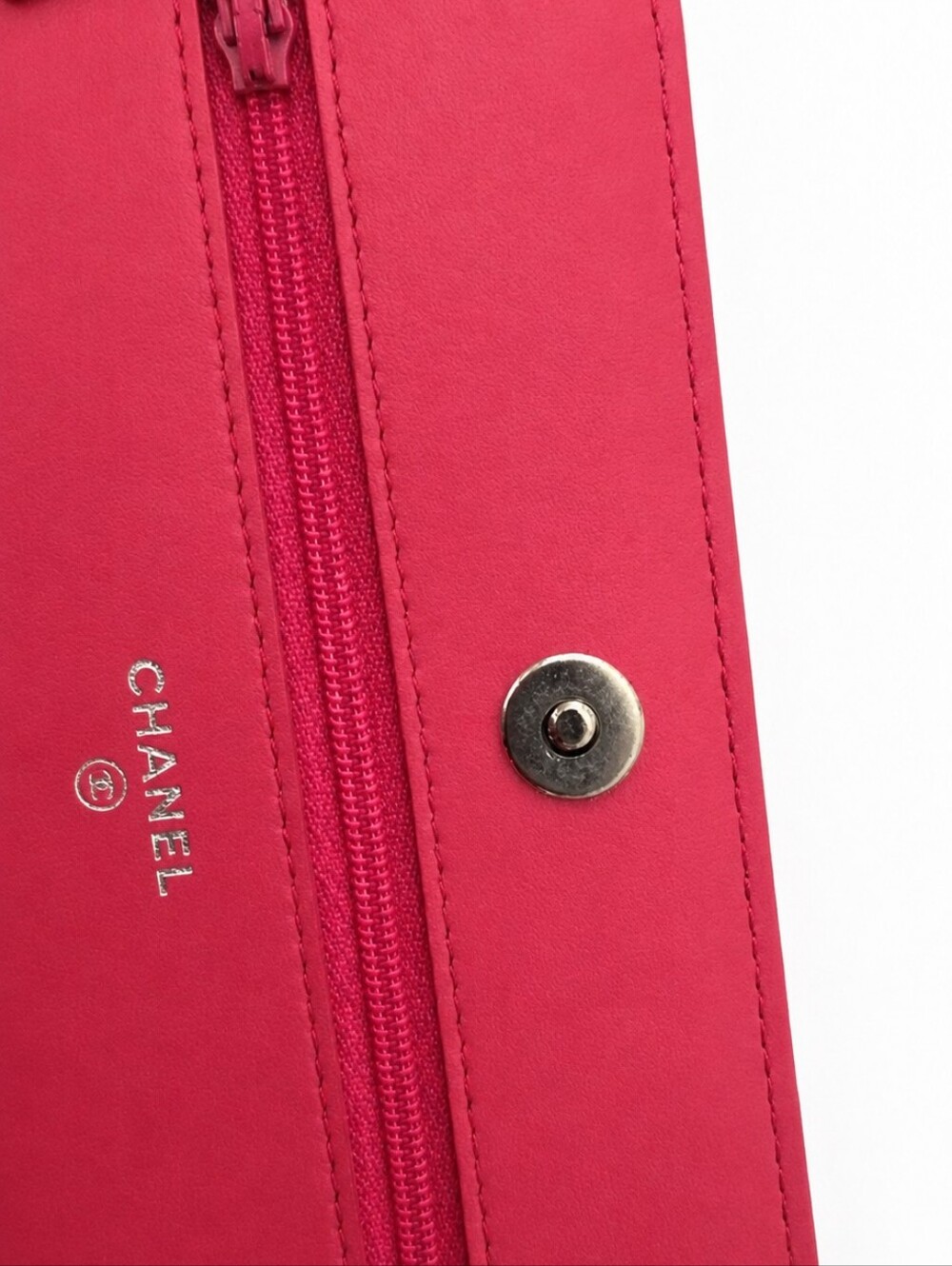CHANEL Coral Caviar Leather, Camellia-Embossed Mini Cross Body Wallet - Picture 6 of 12